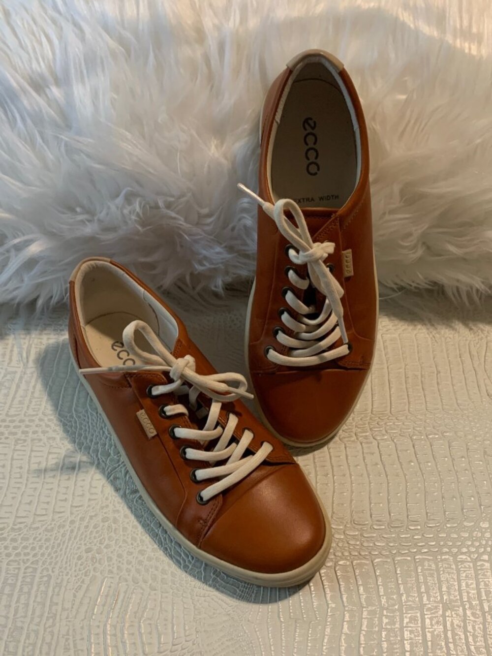 ECCO Soft 7 Women's Cognac Leather Sneakers Extra Width EU 39 US 8-8.5